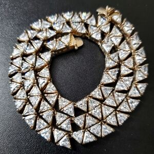 Watch Video / Sterling Silver 925 Trillion Cut Necklace